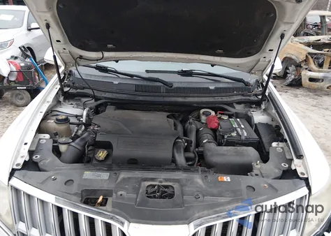 2010 Lincoln Mkt Ecoboost z USA, uszkodzony, nr VIN 2LMHJ5AT1ABJ03580